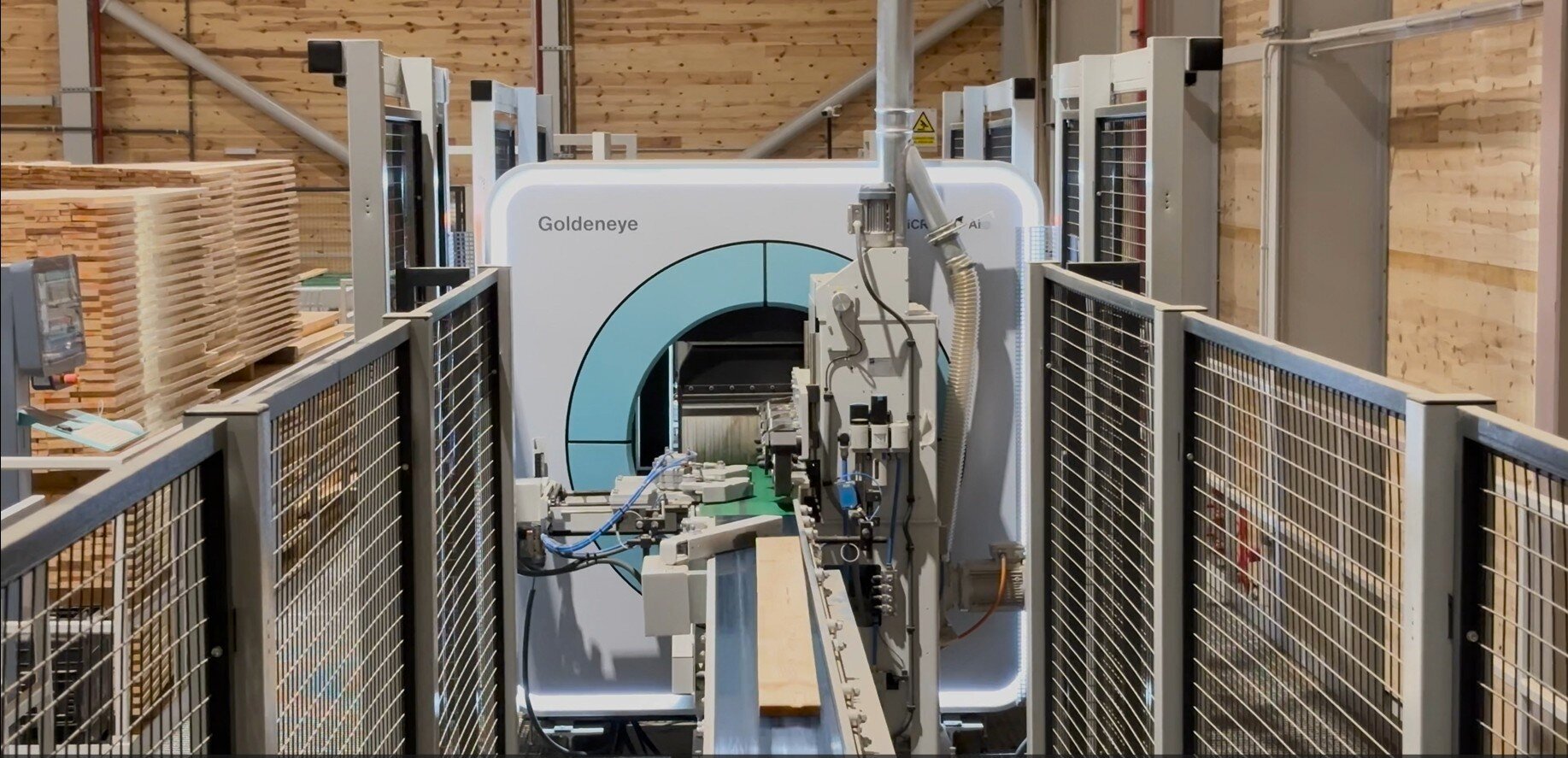 Grup Boix construye una nueva planta de CLT con una solución completa de clasificación por resistencia de MiCROTEC